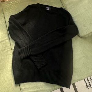 Lord & Taylor 100% Cashmere Sweater Black Size XL but runs small